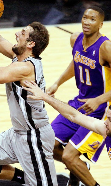 Spurs top Lakers 119-85 for 9th straight win
